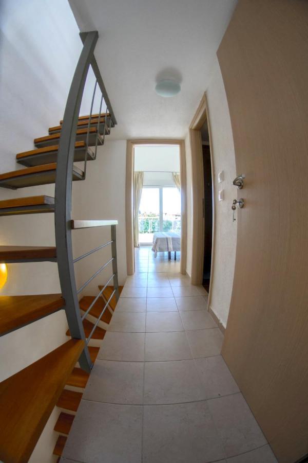 Luxurious Seaside Vacation Home Nikiti  Dış mekan fotoğraf