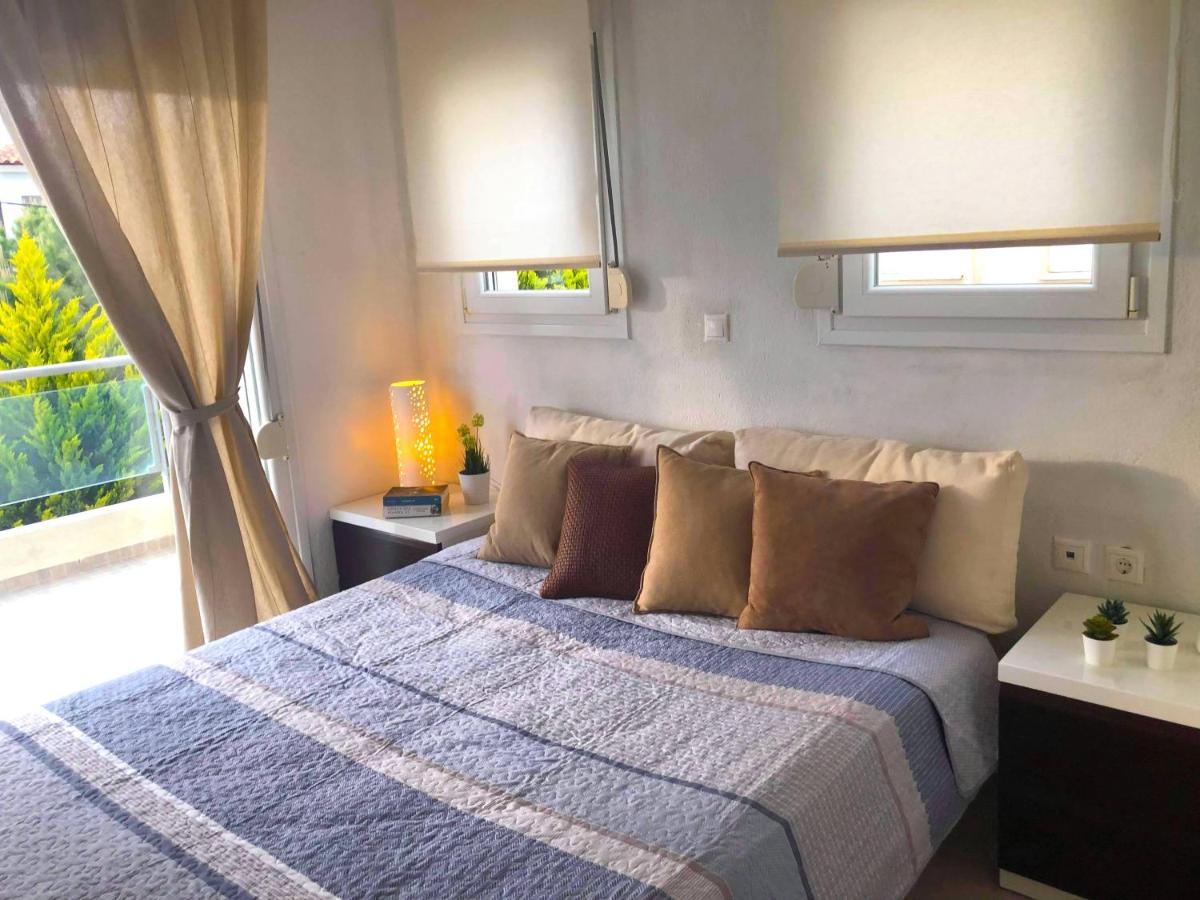 Luxurious Seaside Vacation Home Nikiti  Dış mekan fotoğraf